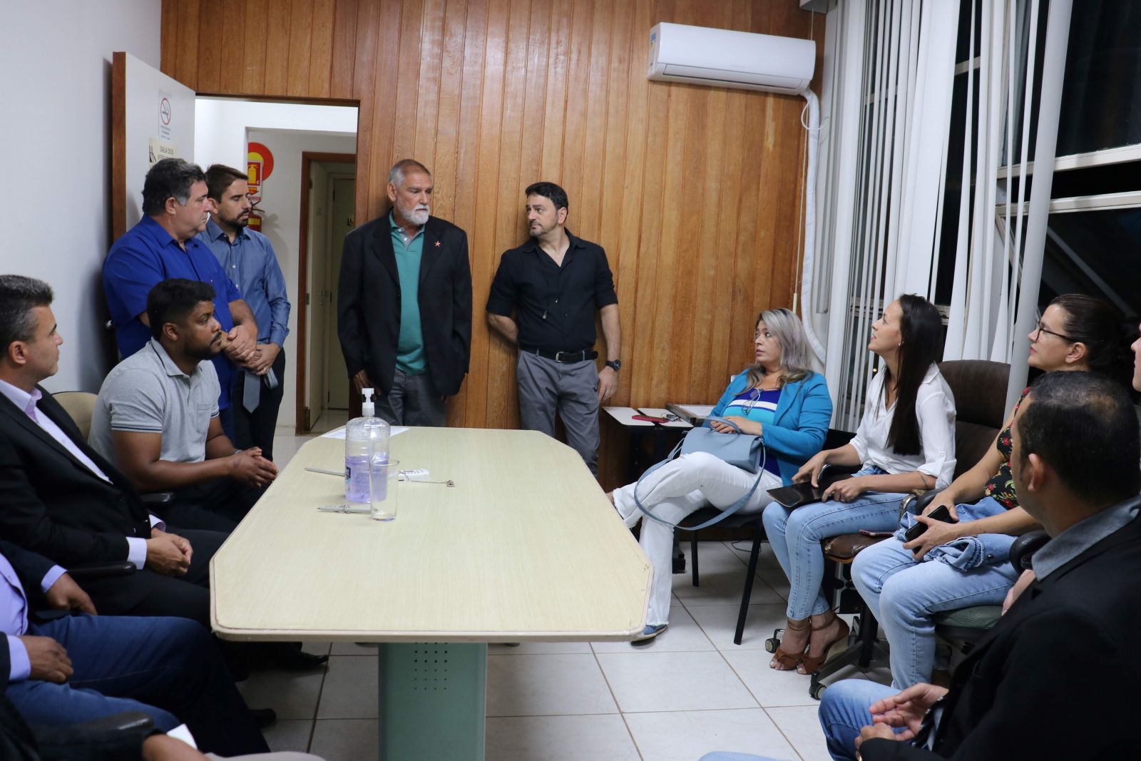 Vereadores em Reunião Diretoria da APAE de Raul Soares